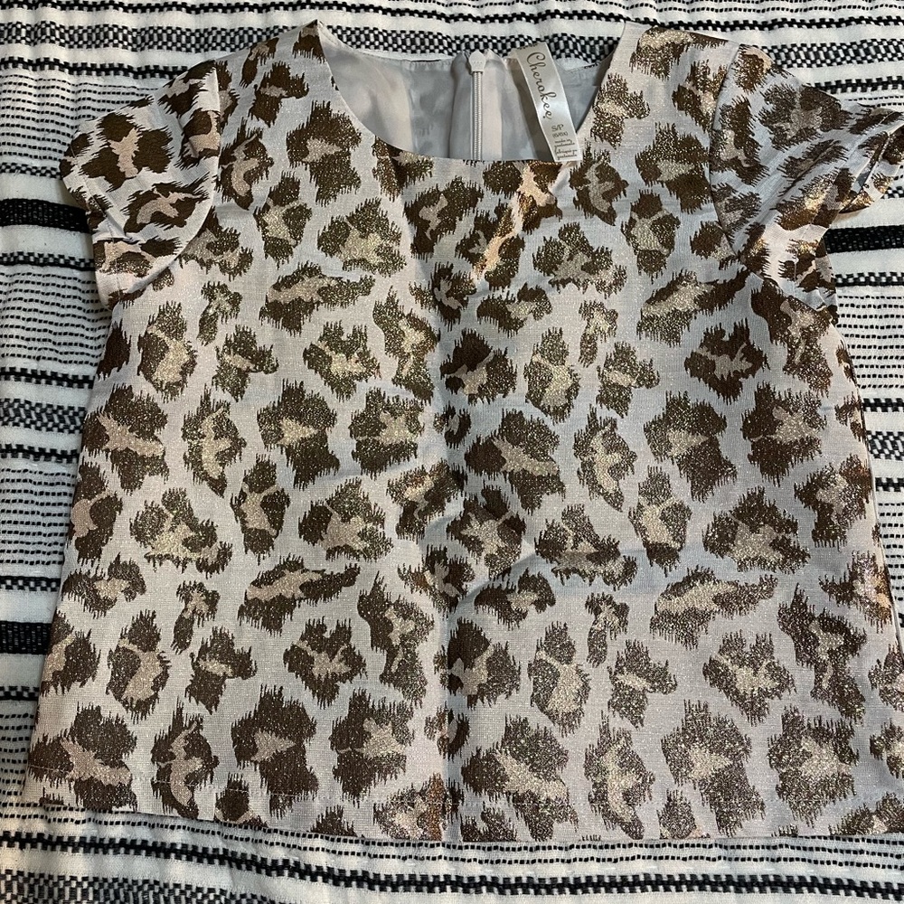 Cheetah kid top  5/$25 💚💜